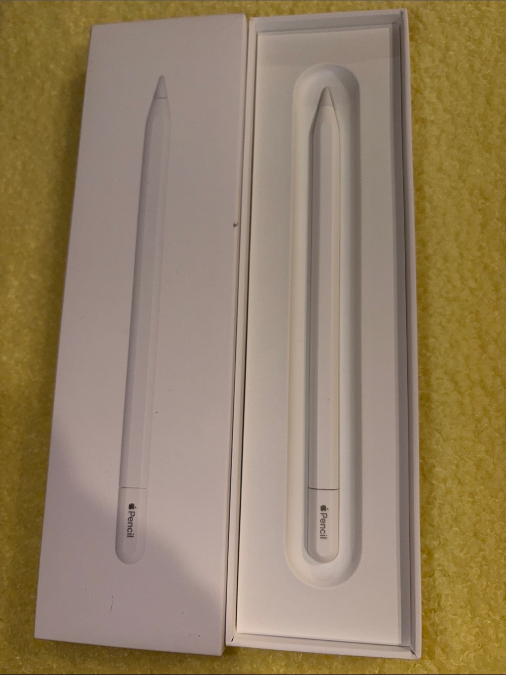 Apple White Apple Pencil in Retail Box